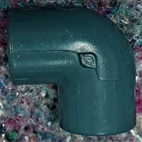 PVC 20 90° könyök Szürke